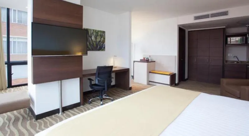 Hotel Holiday Inn Express & Suites Bogota Zona Financiera By Ihg