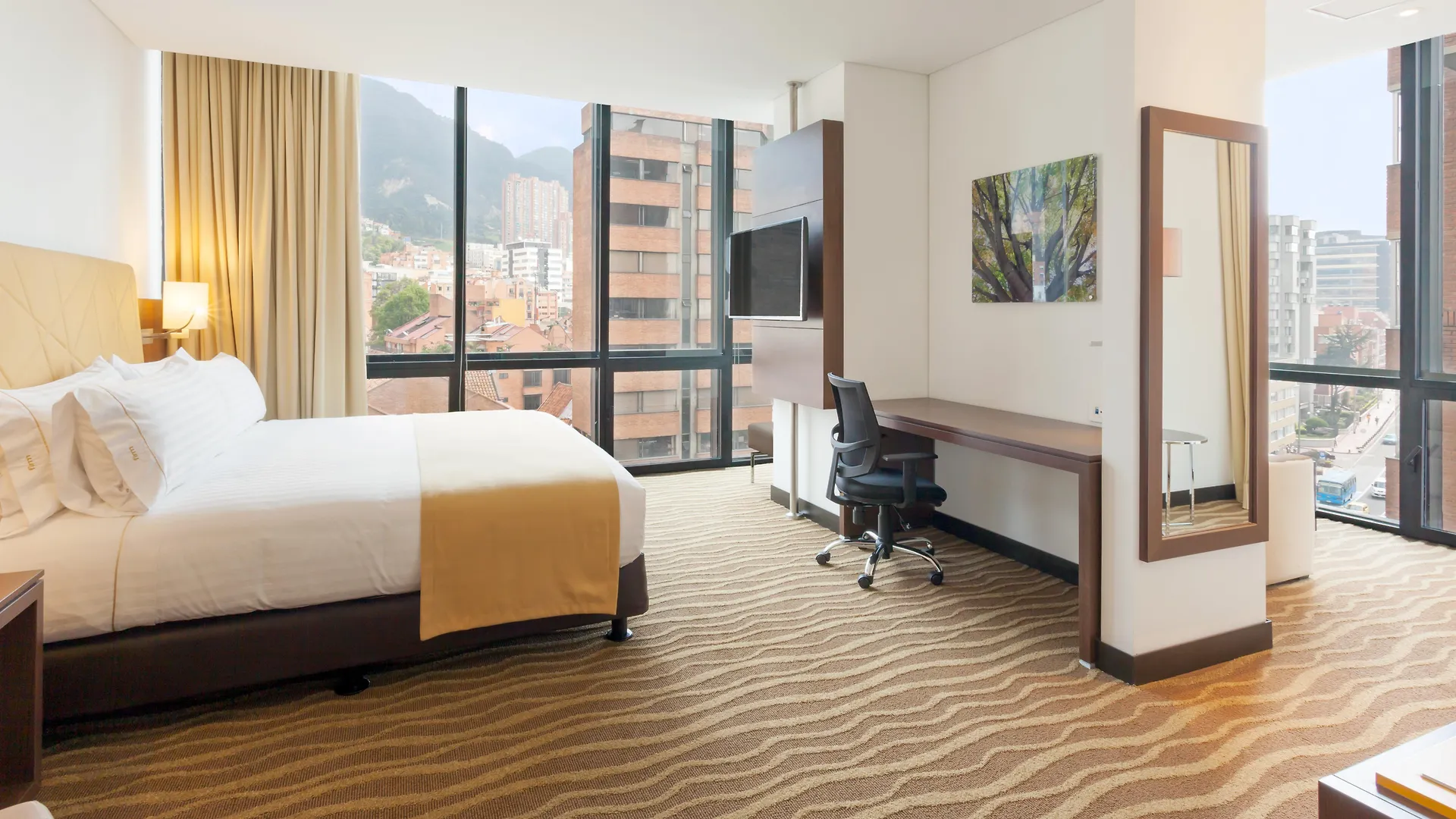 Hotell Holiday Inn Express & Suites Bogota Zona Financiera By Ihg